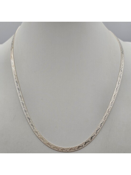 Jewelry - 925 Italy VIOR Sterling Silver Dolphin Herringbone Necklace 16" 6.45